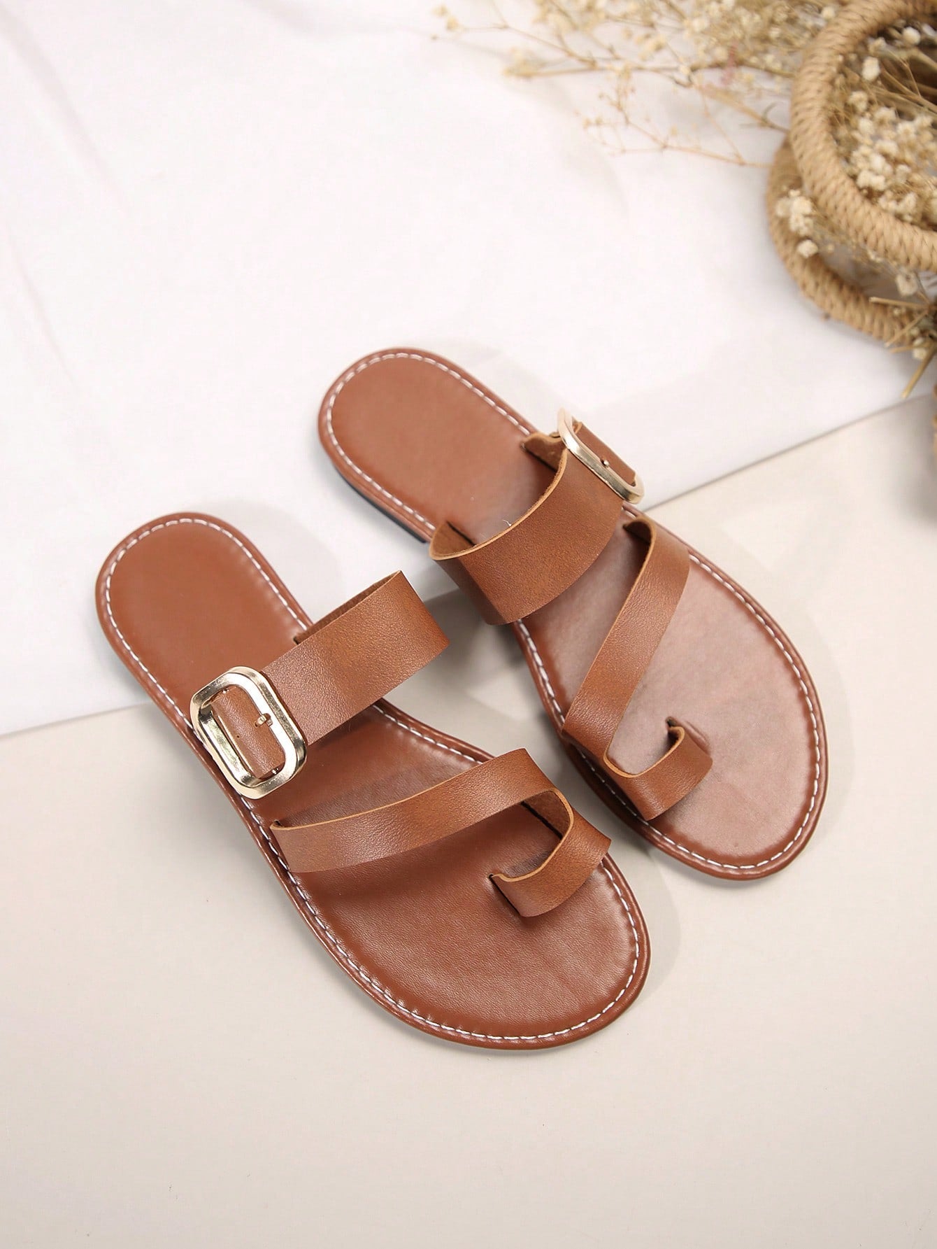 2024 New Summer Women Slide Sandals Toe Loop Fashion Decorative Buckle Flat Heel Female Slipper-Brown-5