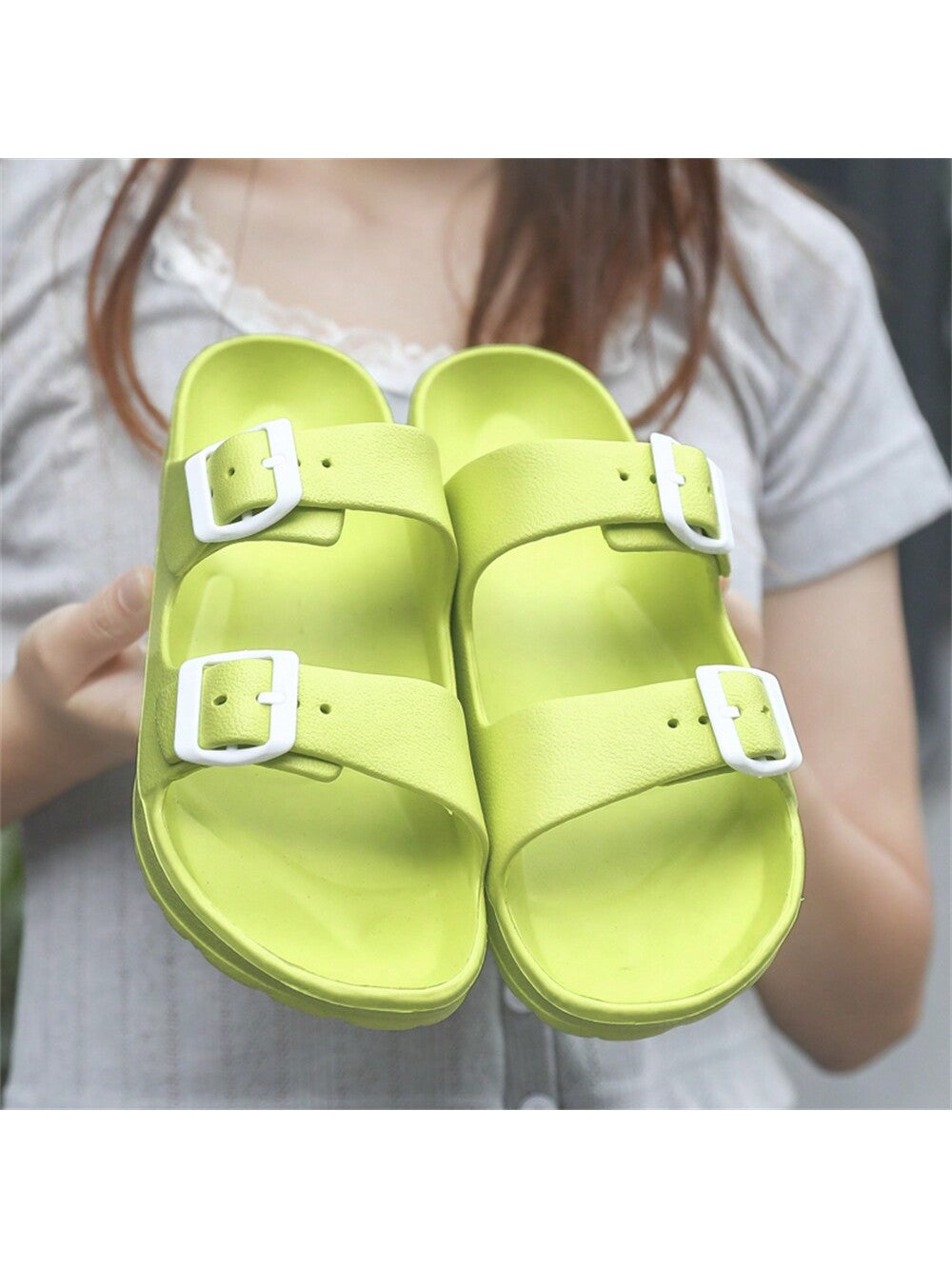 Spring Summer New Arrival Ultra-Breathable Women Sandals Plus Size Outdoor Beach Shoes Non-Slip Wear-Resistant Soft & Comfortable-Green-1