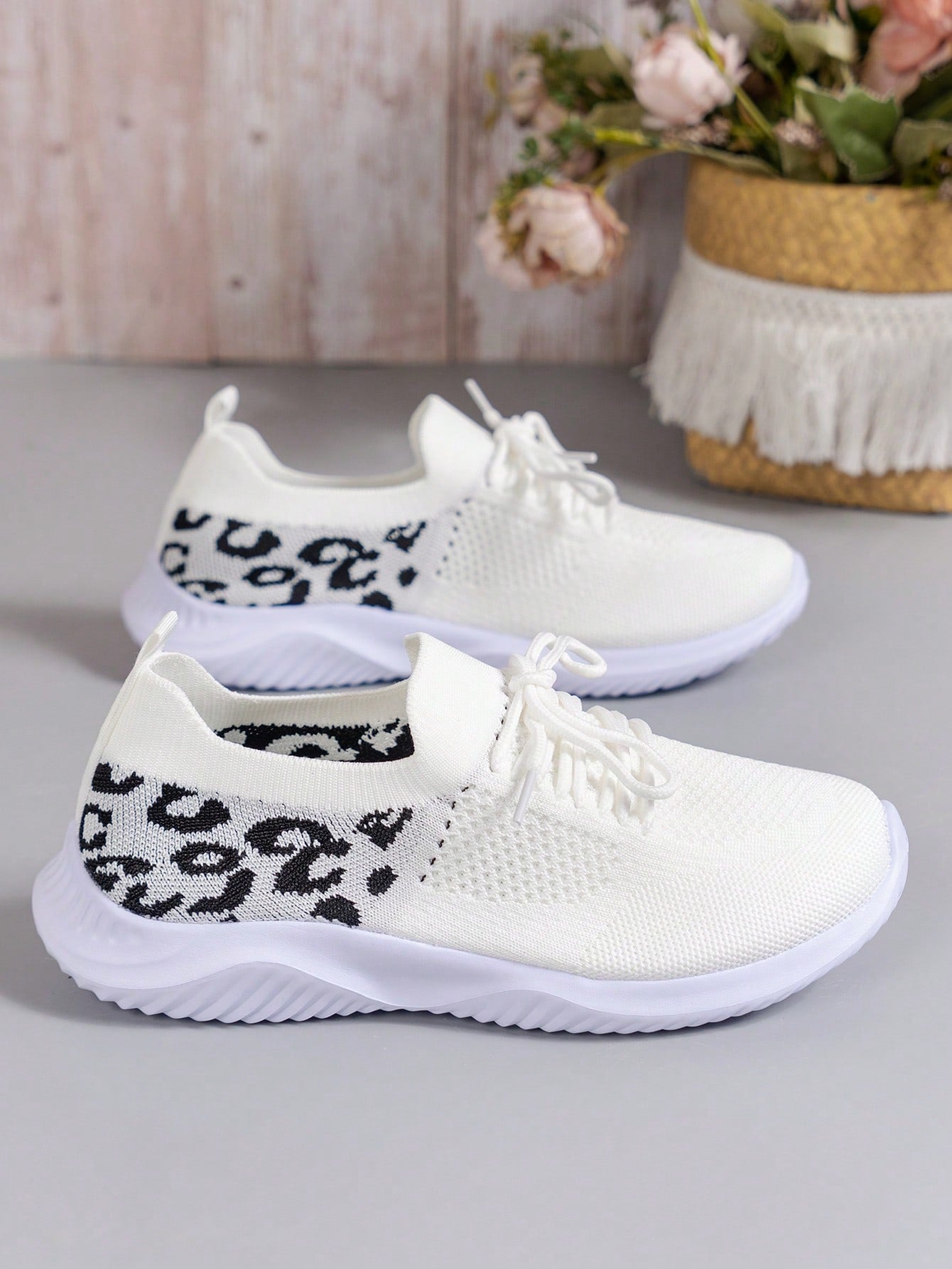 Women's Light And Soft Features Personality Beautiful High Heels Thick Sole Breathable Leopard Print Casual Shoes High Heels Women's Casual Shoes Matching Color Vacation Travel Casual Comfort White Light Comfort Fashion Trend Student Sports Fabric-Black-2