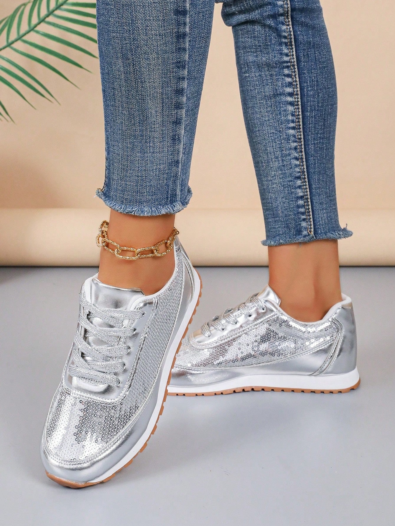 2024 New European Style Women Spring/Autumn Casual, Retro, All-Match And Comfortable Running Shoes Made Of Light Luxury Canvas-Silver-2