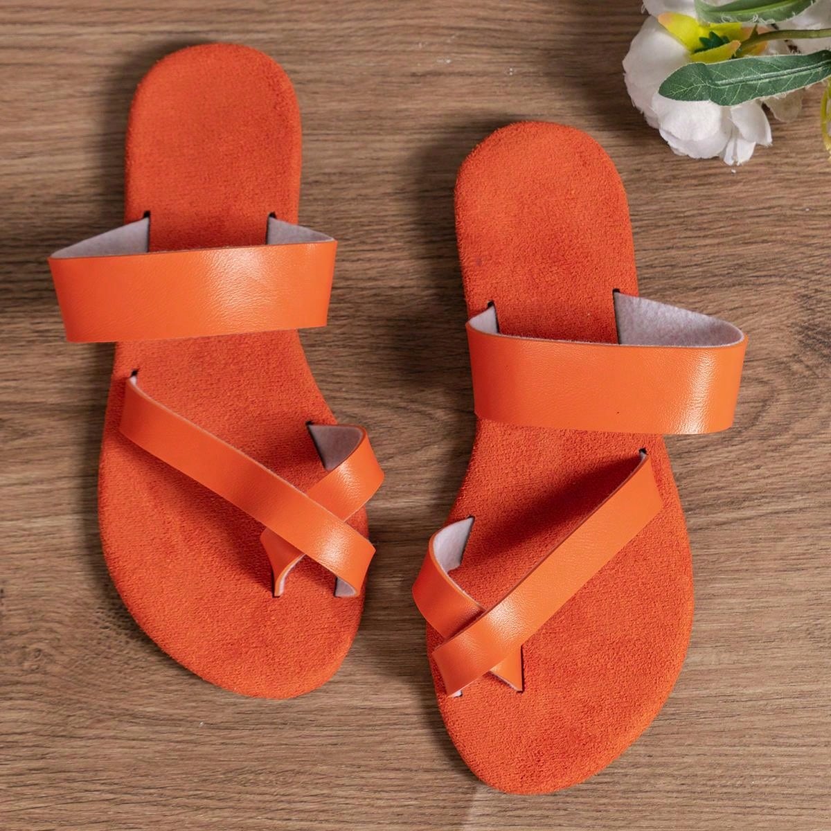 2024 Summer Ladies Fashion Outdoor Flat Sandals With Toe Ring-Orange-10