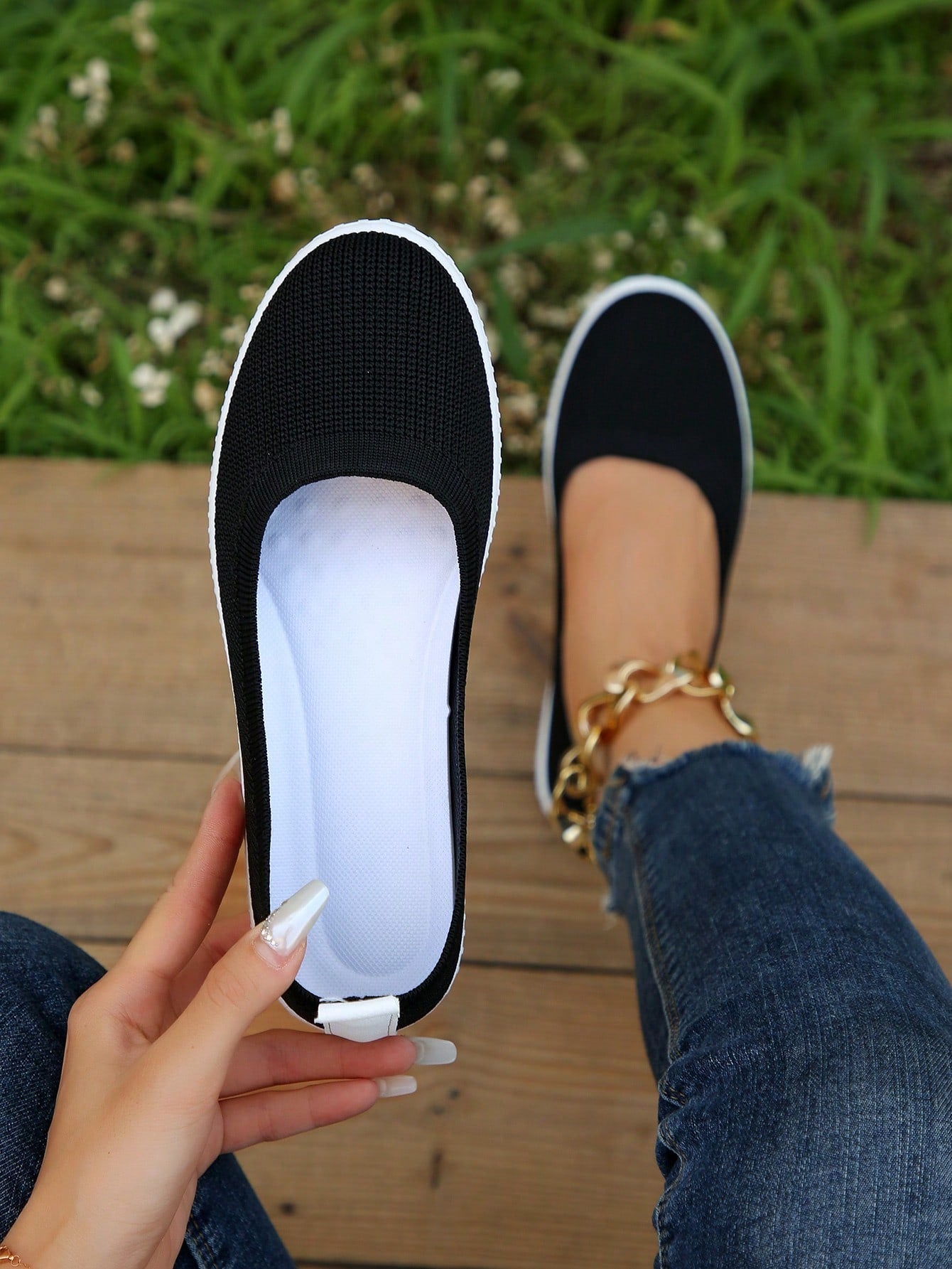Women Comfortable, Fashionable, Versatile Slip-On Breathable, Lightweight Flat Casual Shoes-Black-1