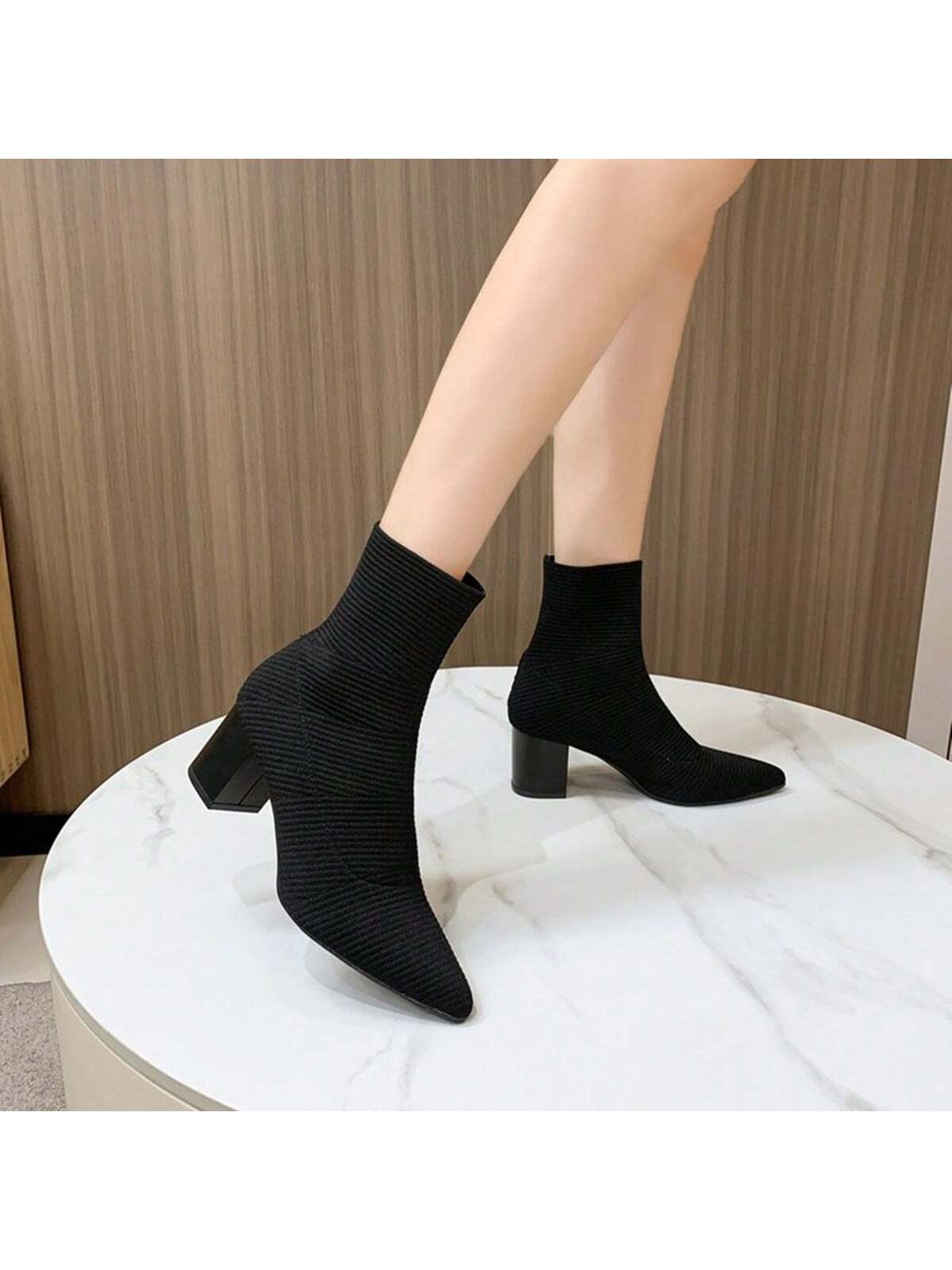 Fashion Pointed Toe Women's Boots With Chunky Heels-Black-2