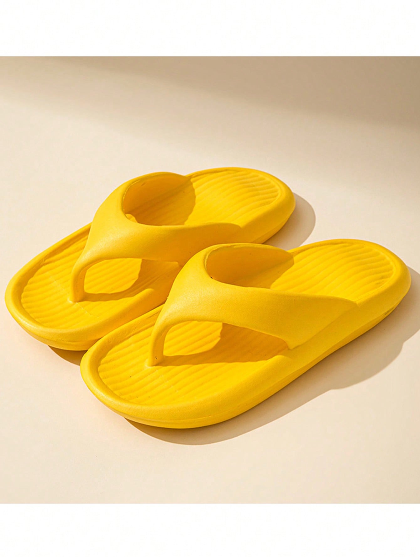 1pair Anti-Slip Thickened Soft Sole Women's Eva Flip-Flops With Toe Separator, Beach Sandals For Bathroom-Yellow-1