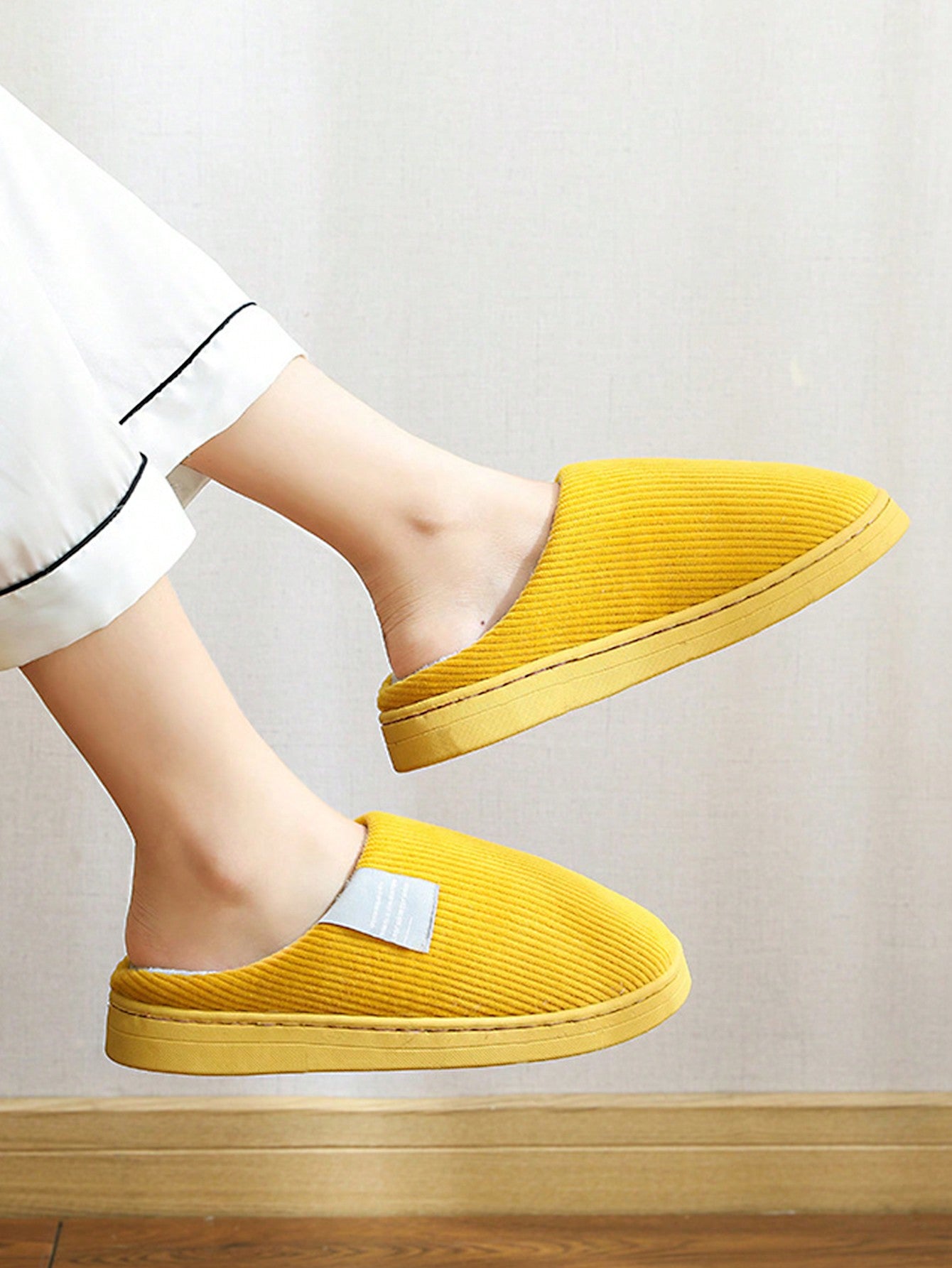 1pair Autumn Winter Warm Anti-Slip Thick Bottom Plush Slippers For Indoor Home Use-Yellow-1